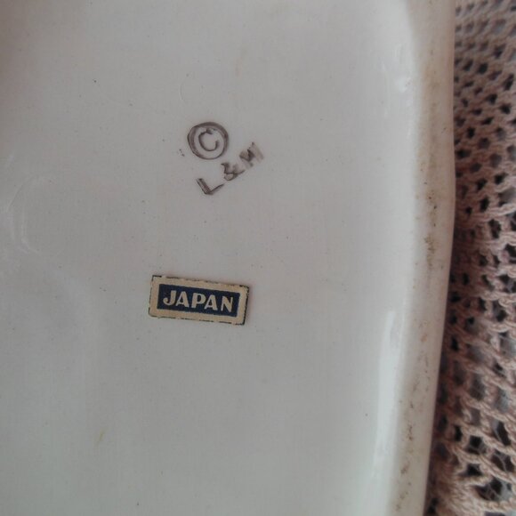 planter ceramic Madonna Mother Mary and Baby Jesus Made in Japan circa 1950s-60s - Picture 7 of 12